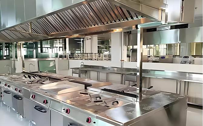 走進瑞能廚具廠家，了解生產(chǎn)線的奧秘